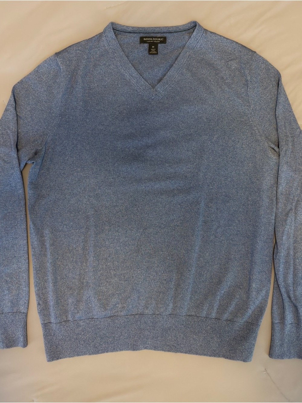 Banana Republic Men’s Heather Blue V-Neck Sweater